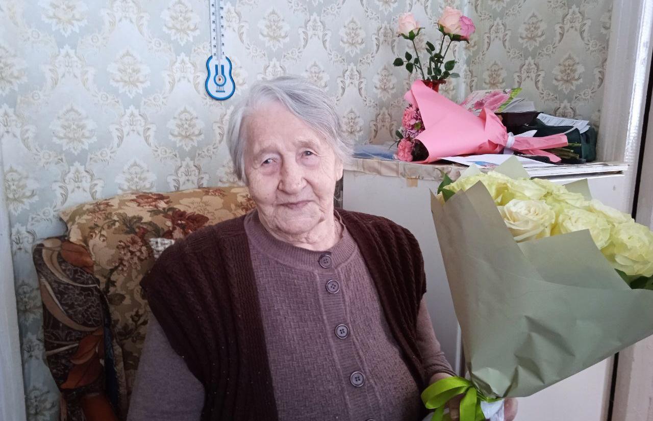 100 лет отмечает ветеран Великой Отечественной войны, труженица тыла Евдокия Ильинична Комарова - новости Афанасий