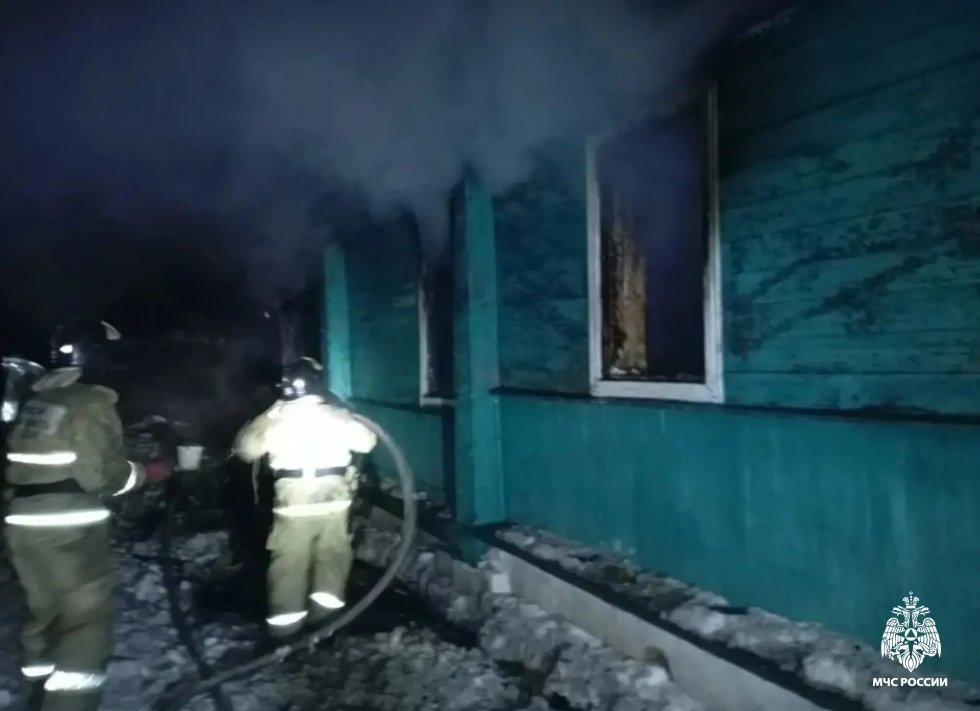 На пожаре в Белом обнаружили погибшего 