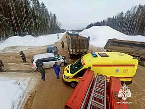 Грузовик протаранил минивэн под Тверью - новости Афанасий