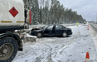 Водитель пострадал в ДТП на трассе М11 в Тверской области - новости Афанасий